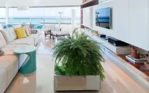 Os móveis planejados oferecem uma experiência de opções de personalização para atender ao seu estilo e inspirada estética.